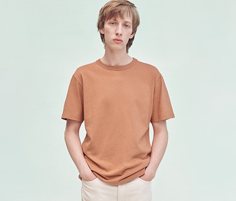 UNIQLO U CREW NECK SHORT SLEEVED T-SHIRT