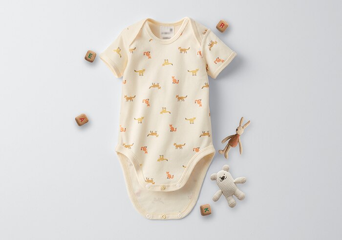 BABYFREUNDLICHES MATERIAL