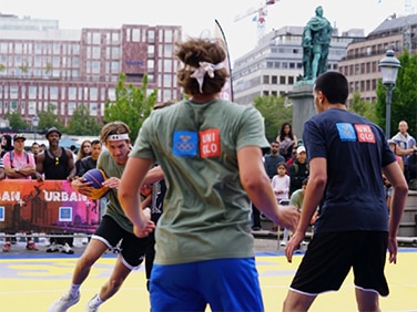 UNIQLO launches a new collection with Swedish athletes