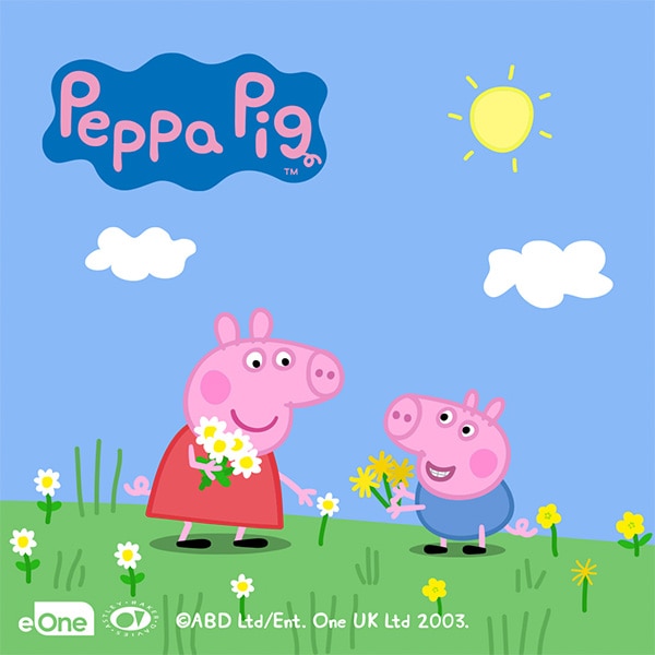 Peppa Pig y su hermano, están pensando en animales, sobre un fondo azul con el logo en la parte superior derecha.