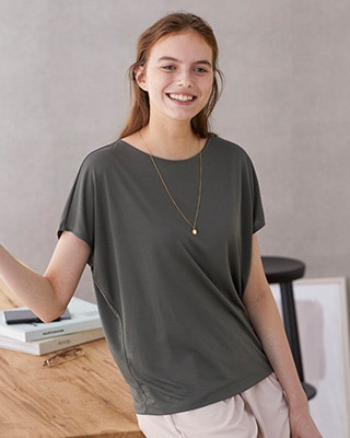 uniqlo camisetas mujer