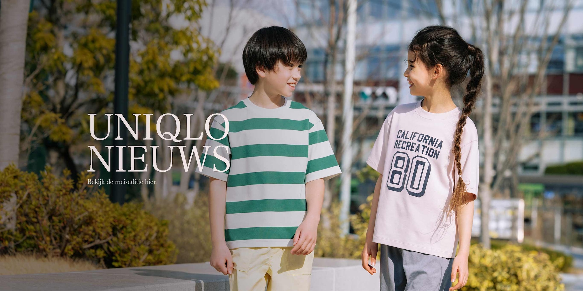 modellen dragen zomerkleding van uniqlo met uniqlo nieuws in wit