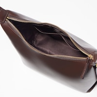 https://image.uniqlo.com/UQ/ST3/gb/imagesgoods/470086/feature/gbgoods_470086_feature2.jpg