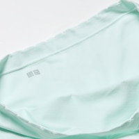 https://image.uniqlo.com/UQ/ST3/gb/imagesgoods/471365/feature/gbgoods_471365_feature8.jpg
