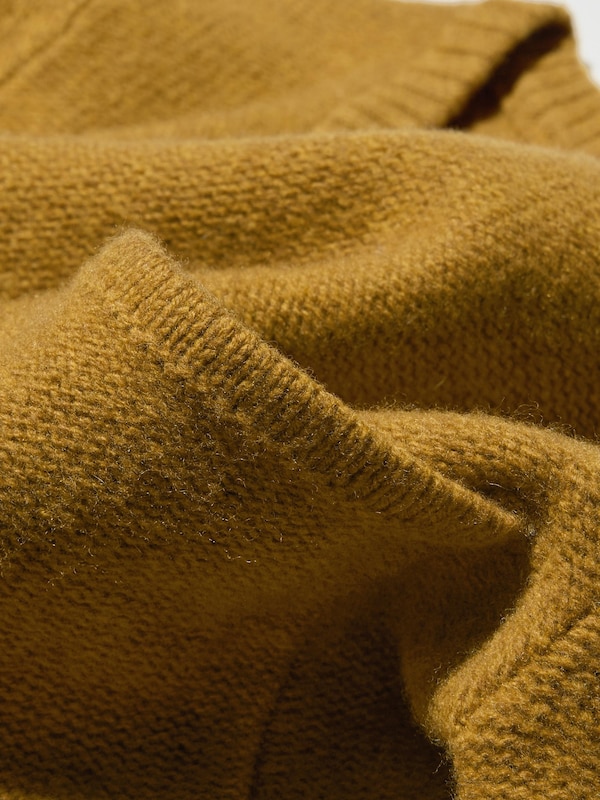 Lambswool Crew Neck Jumper (Pocket)