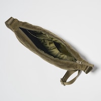 https://image.uniqlo.com/UQ/ST3/gb/imagesgoods/472049/feature/gbgoods_472049_feature2.jpg
