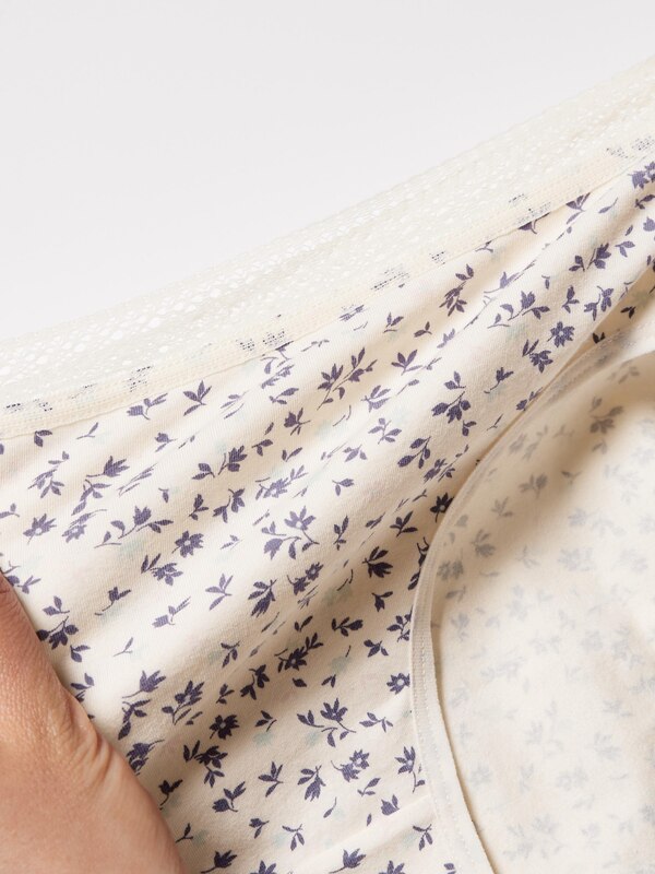 Briefs (Mid Rise, Flowers)