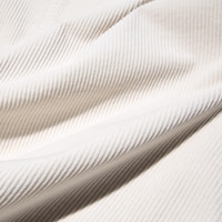 https://image.uniqlo.com/UQ/ST3/gb/imagesgoods/472506/feature/gbgoods_472506_feature3.jpg
