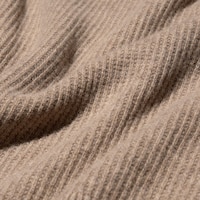 https://image.uniqlo.com/UQ/ST3/gb/imagesgoods/472999/feature/gbgoods_472999_feature1.jpg