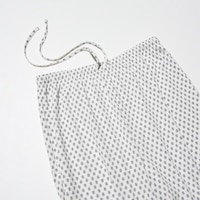 https://image.uniqlo.com/UQ/ST3/gb/imagesgoods/473795/feature/gbgoods_473795_feature1.jpg