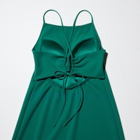 https://image.uniqlo.com/UQ/ST3/gb/imagesgoods/474079/feature/gbgoods_474079_feature2.jpg