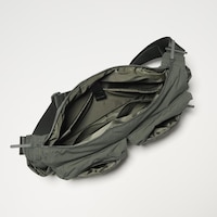https://image.uniqlo.com/UQ/ST3/gb/imagesgoods/478521/feature/gbgoods_478521_feature1.jpg