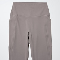 https://image.uniqlo.com/UQ/ST3/gb/imagesgoods/479151/feature/gbgoods_479151_feature4.jpg