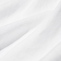 https://image.uniqlo.com/UQ/ST3/gb/imagesgoods/484876/feature/gbgoods_484876_feature1.jpg