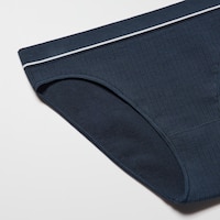 https://image.uniqlo.com/UQ/ST3/gb/imagesgoods/485013/feature/gbgoods_485013_feature3.jpg