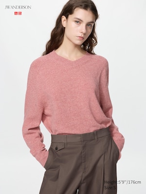 100% Lambswool V Neck Jumper