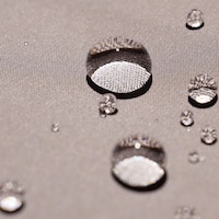 https://image.uniqlo.com/UQ/ST3/gb/imagesgoods/487519/feature/gbgoods_487519_feature5.jpg