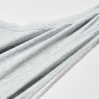 https://image.uniqlo.com/UQ/ST3/gb/imagesgoods/487984/feature/gbgoods_487984_feature2.jpg