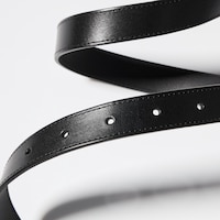 https://image.uniqlo.com/UQ/ST3/gb/imagesgoods/489493/feature/gbgoods_489493_feature1.jpg