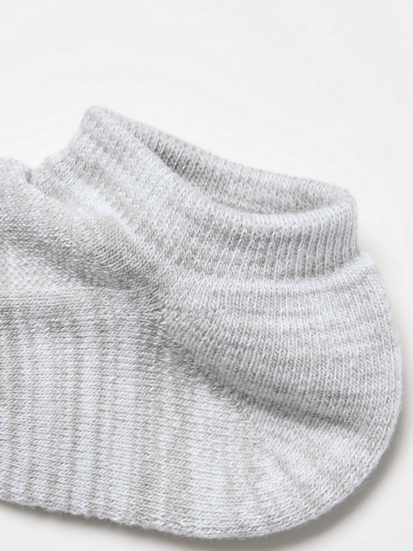 HEATTECH Kaos Kaki Pendek