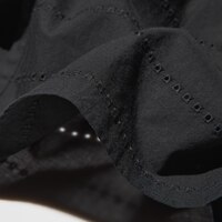 https://image.uniqlo.com/UQ/ST3/id/imagesgoods/470844/feature/idgoods_470844_feature1.jpg