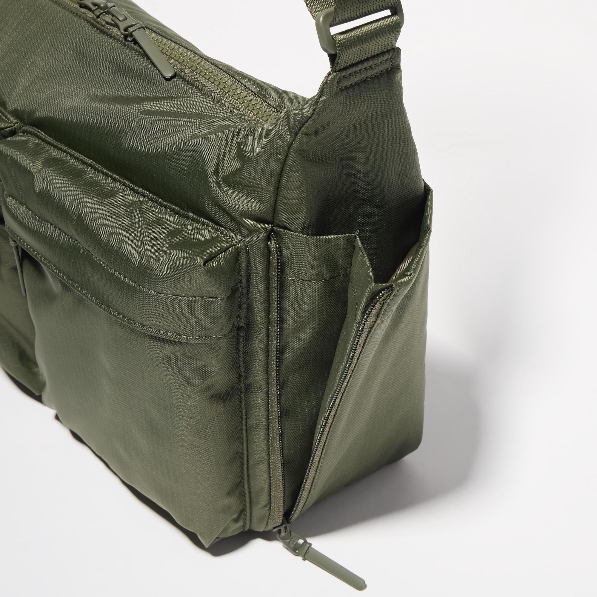 【COLOR iN ID】Vintage multi-pocket shoulder bag Uniqlo Multi Pocket Shoulder Bag - Review - Porter Yoshida