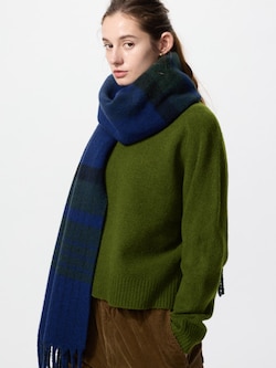 Souffle Yarn Crew Neck Sweater