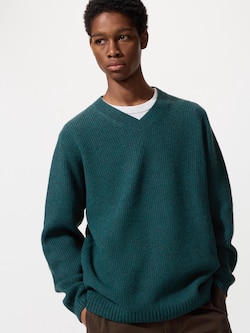 3D Souffle Yarn V Neck Sweater