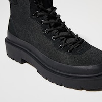 https://image.uniqlo.com/UQ/ST3/id/imagesgoods/481464/feature/idgoods_481464_feature3.jpg