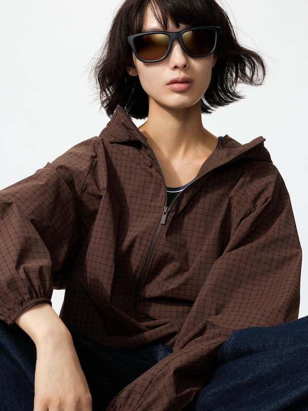 Kacamata Olahraga Persegi