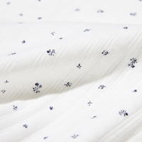 https://image.uniqlo.com/UQ/ST3/id/imagesgoods/484950/feature/idgoods_484950_feature1.jpg