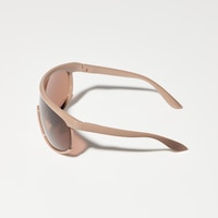 https://image.uniqlo.com/UQ/ST3/id/imagesgoods/485008/feature/idgoods_485008_feature2.jpg