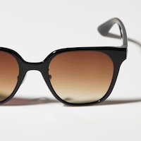 https://image.uniqlo.com/UQ/ST3/id/imagesgoods/485208/feature/idgoods_485208_feature2.jpg
