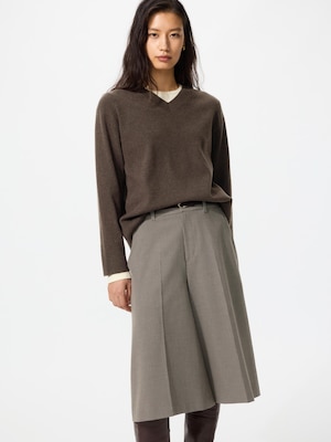 Sweater Rajut Washable Kerah V Lembut