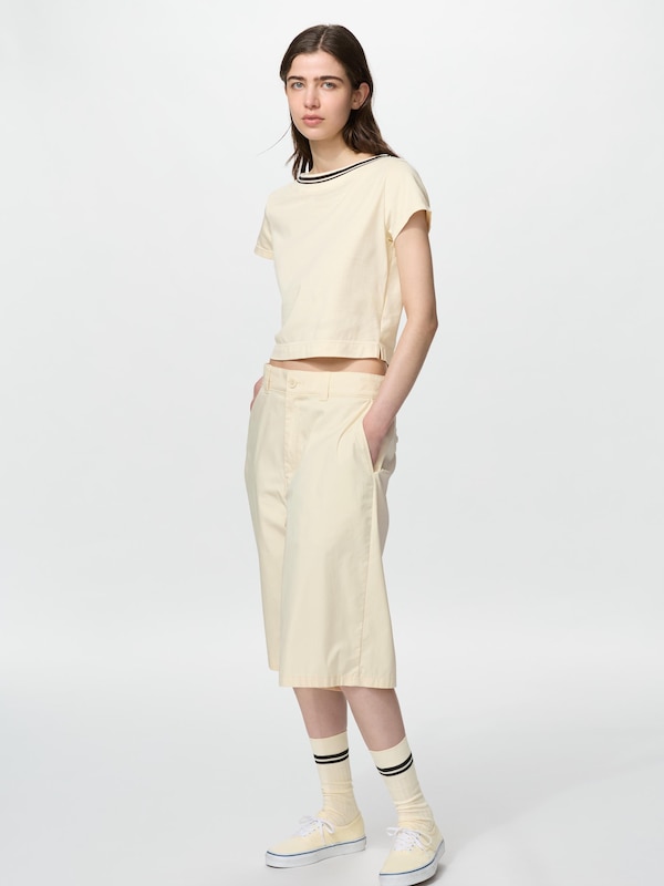 T-Shirt Kerah Lebar