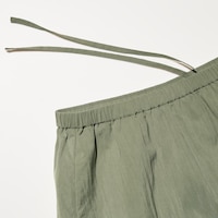 https://image.uniqlo.com/UQ/ST3/id/imagesgoods/489549/feature/idgoods_489549_feature1.jpg