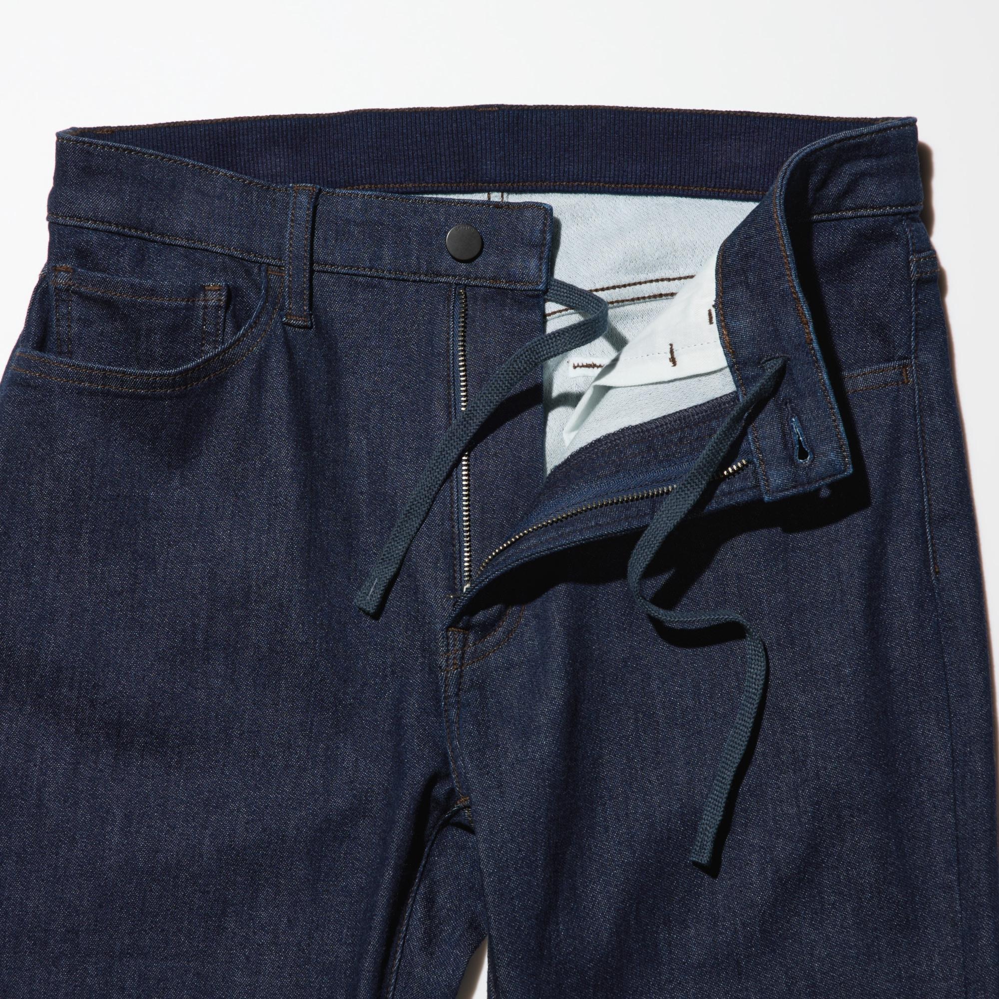 Elastic waist with drawstring for comfort.