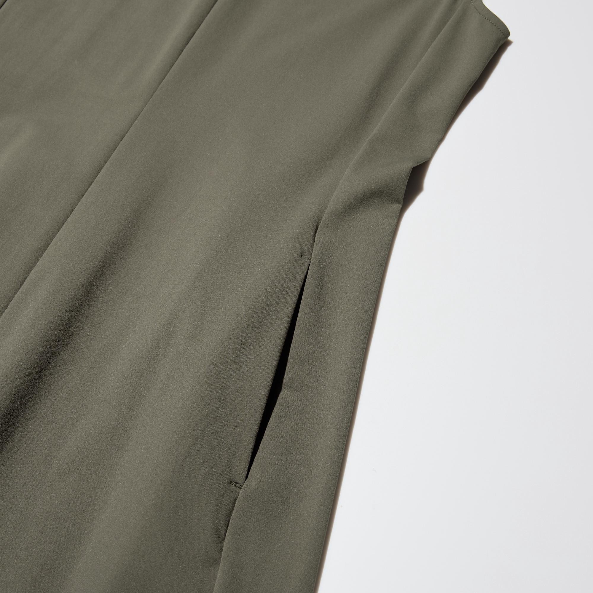 Wider hems for a more straight-looking wide silhouette.