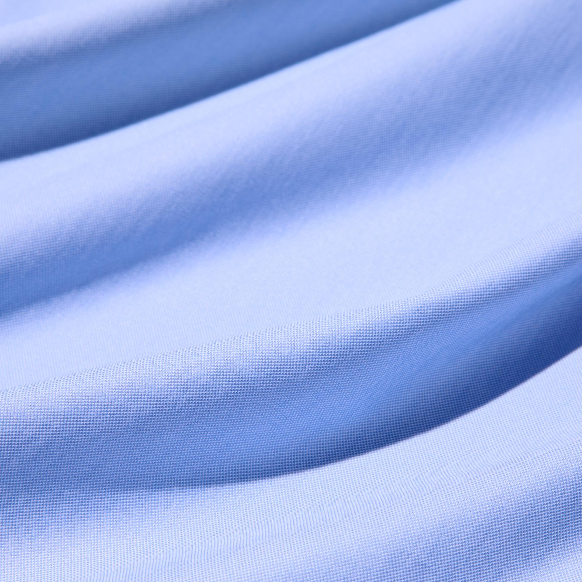 Jersey material looks like woven fabric and allows for easy movement. Smooth, premium fabric made from 120-count extra-fine double-ply thread.