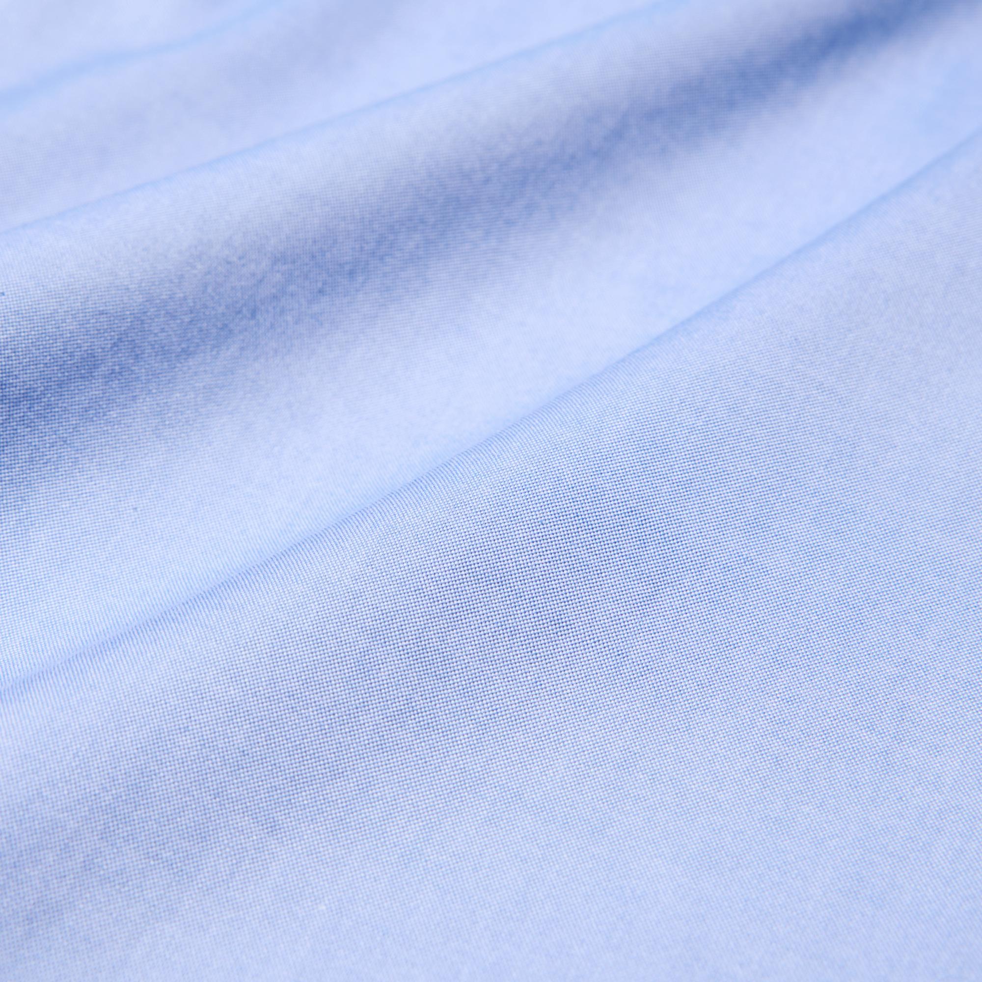 100% cotton fabric made with fine-count double-ply thread.