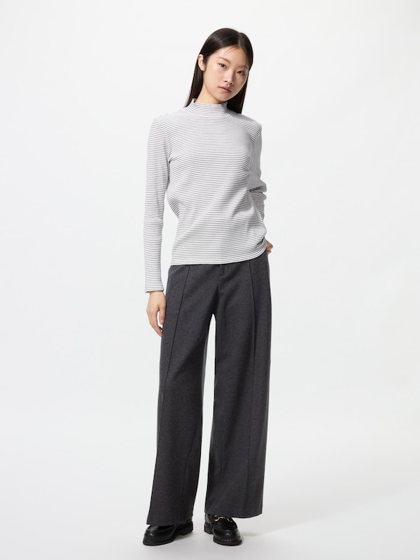 Ribbed High Neck T-Shirt