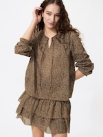 Shirring Volume Frill
                                          Mini Skirt