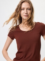 AIRism Cotton Scoop Neck
                                          Bra T-Shirt