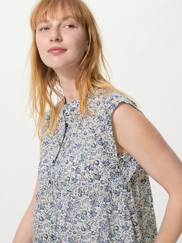 Light Cotton Pintuck Blouse Sleeveless