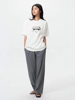 TOYOTA UT (Graphic T-Shirt)