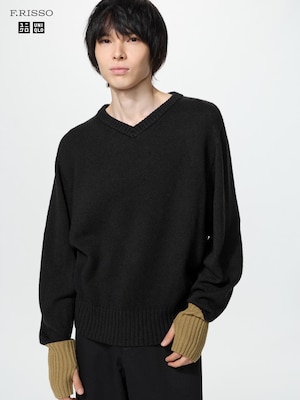 3D Knit V Neck Sweater