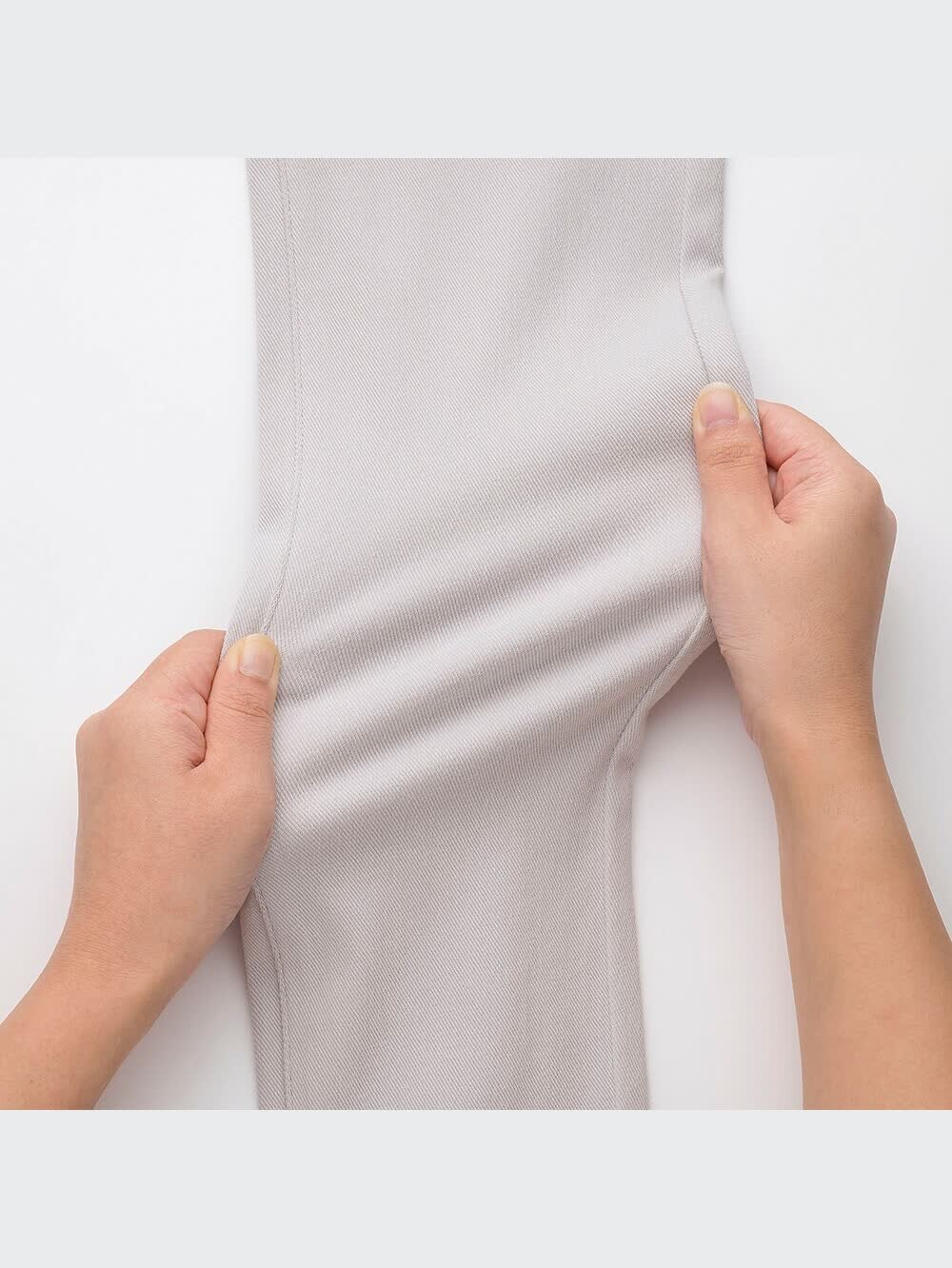 ユニクロ公式 | ウルトラストレッチレギンスパンツ（丈長め74.5