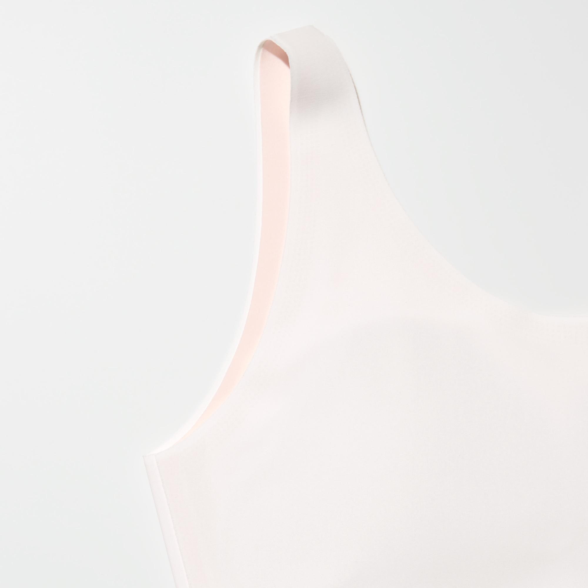 https://image.uniqlo.com/UQ/ST3/jp/imagesgoods/444181/feature/jpgoods_444181_feature7.jpg