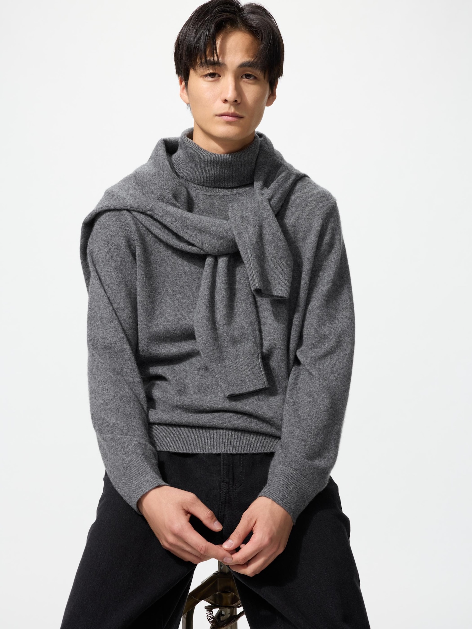 ユニクロ　カシミヤ　タートルネック　ブラック　メンズ　Lサイズ　2枚セット ユニクロ カシミヤ タートルネック ブラック メンズ Lサイズ 2枚