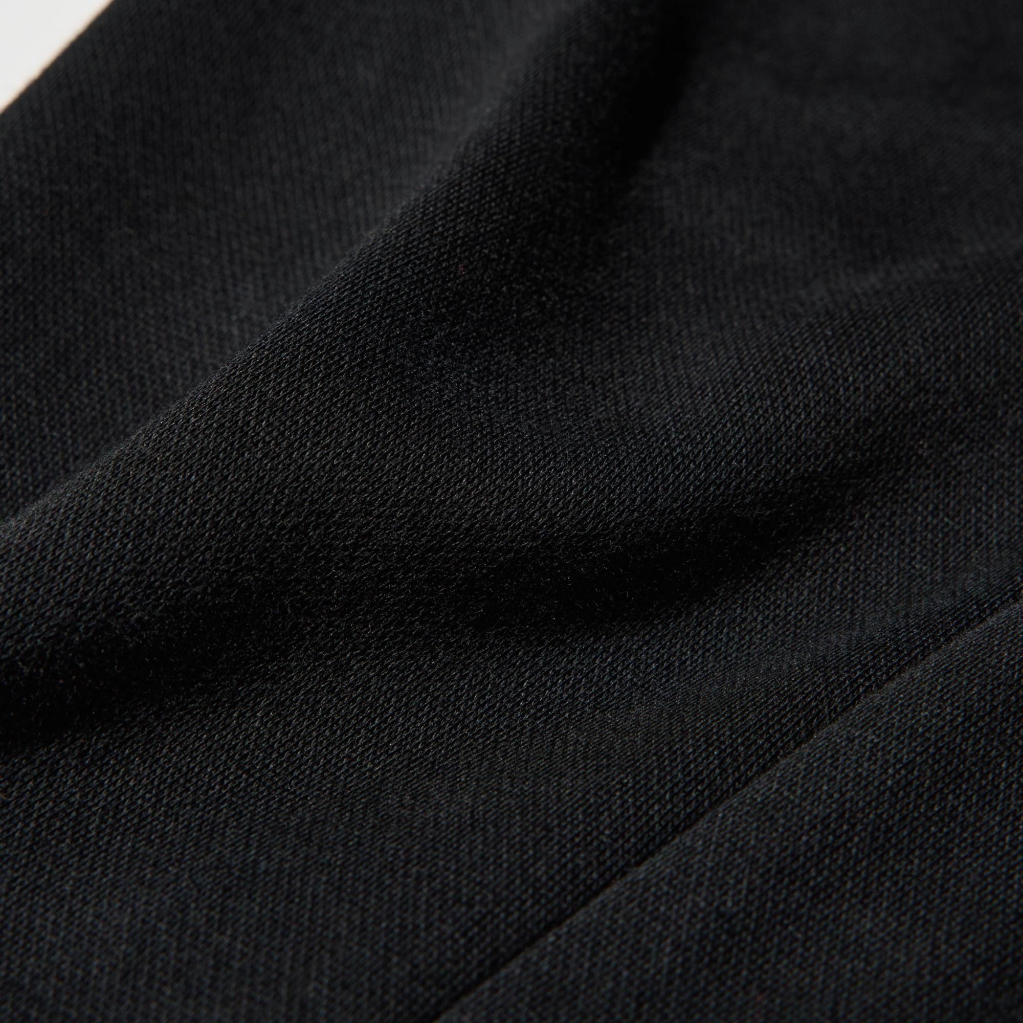 https://image.uniqlo.com/UQ/ST3/jp/imagesgoods/454363/feature/jpgoods_454363_feature1.jpg
